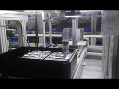 壁に取り付けられた細胞のロボット溶接