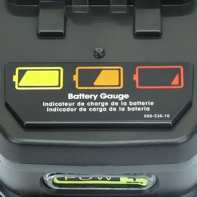 深い周期の実用的な充満ドリル電池、18V 4000MAHのコードレス動力工具電池