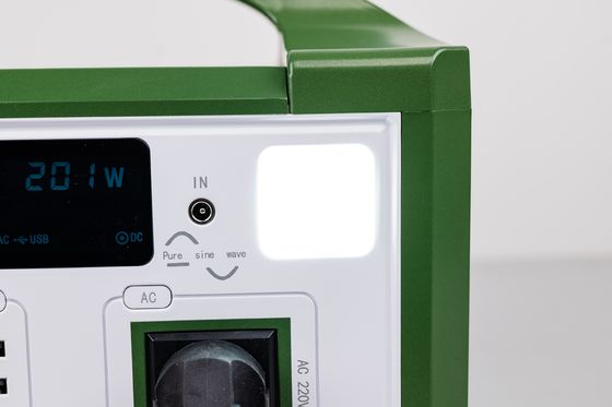 高効率のAC 300W 220V出力 携帯太陽光発電機 充電可能なライフPO4 バッテリー 屋外ハイキング用