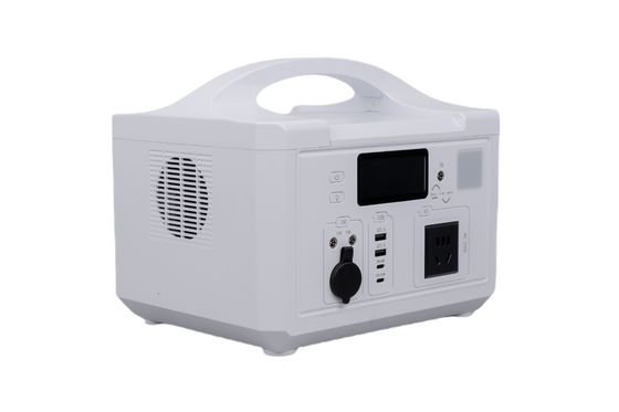 急速充電 PD30W QC3.0 リチャージ 円筒型ライフPO4 バッテリー 移動電源 ソーラー発電のためのBMS
