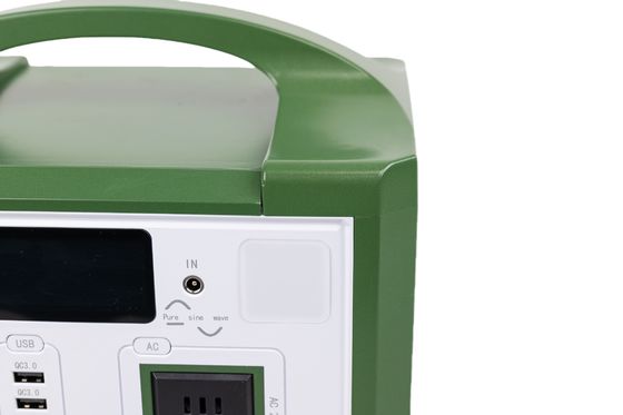 CE 認証 ワイヤレス充電 UPS バックアップシステム用グリーンプラスチックケース付き 携帯型太陽光発電バンク