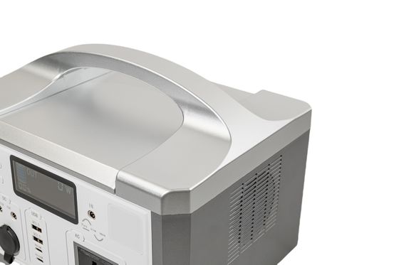50Hz/60HZ AC アウトレット フラッシュ フィッシュ 太陽光発電機 オフィス機器のための太陽光パネル充電付き携帯エネルギー貯蔵