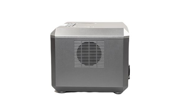 無料 交換 スイッチ AC ストック 600W PV 充電 最良の電源 緊急用電源のためのSOSライト